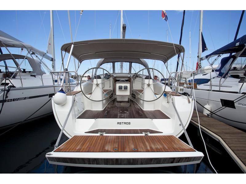 Book yachts online - sailboat - Bavaria 41 Cruiser - Astros - rent