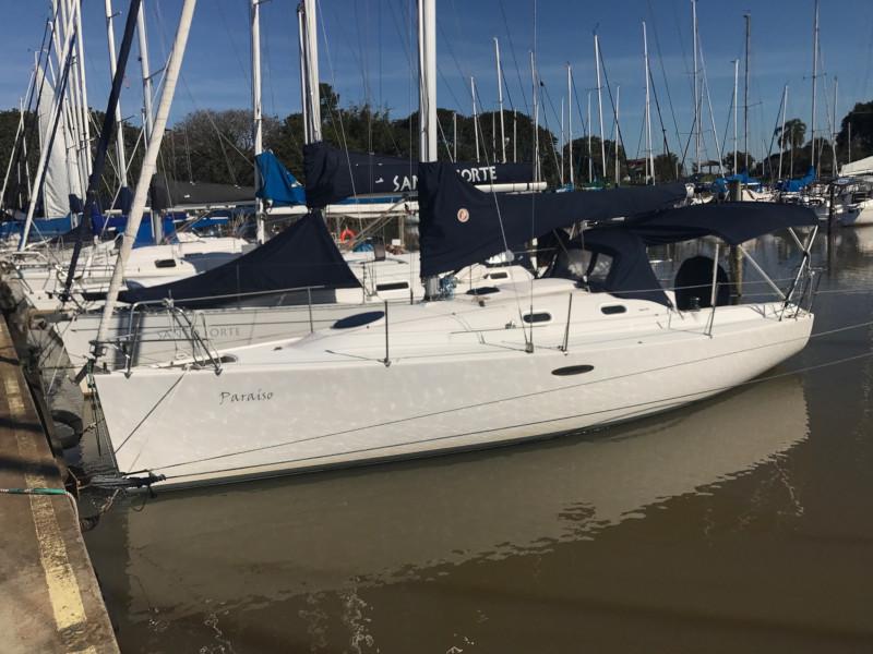 Book yachts online - sailboat - Skipper 30 - Paraiso - rent