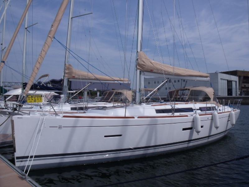 Book yachts online - sailboat - Dufour 405 Grand Large - Klein - rent