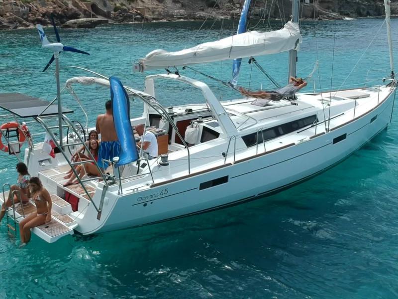 Book yachts online - sailboat - Oceanis 45 - Dark Horse 1 (watermaker) - rent