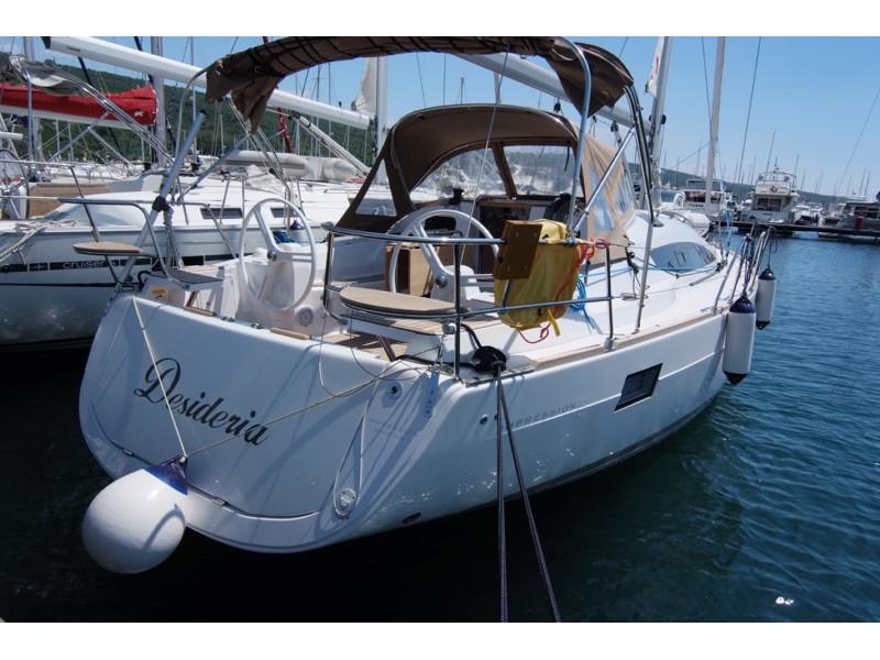Book yachts online - sailboat - Elan 40 Impression - DESIDERIA - rent
