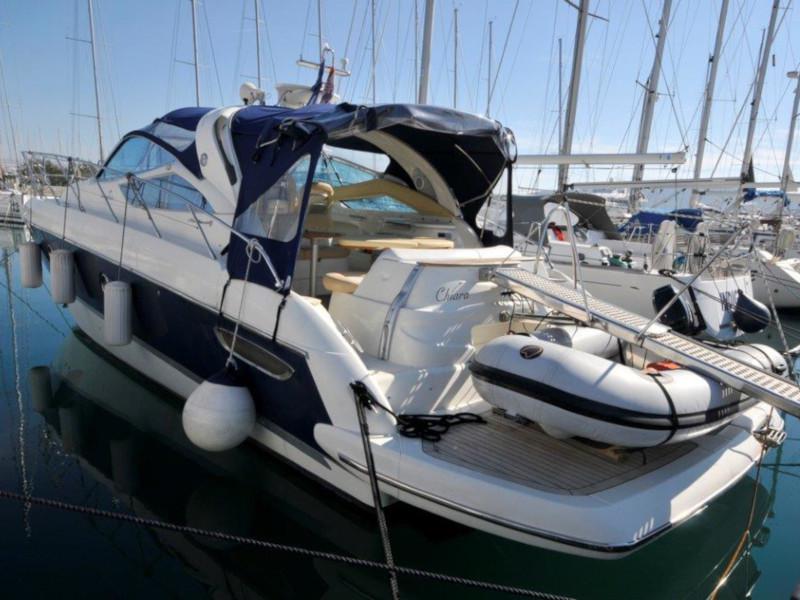 Book yachts online - motorboat - Cranchi 43 Fly - Chiara - rent