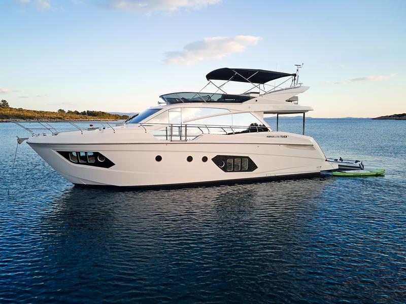 Book yachts online - motorboat - Absolute 50 Fly - VivaLaVida - rent