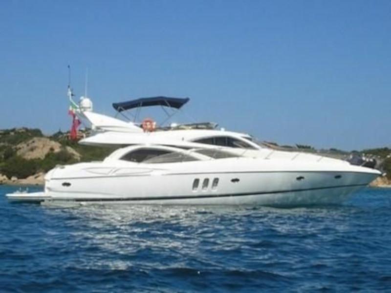 Book yachts online - motorboat - Sunseeker 64 - NATALIYA - rent