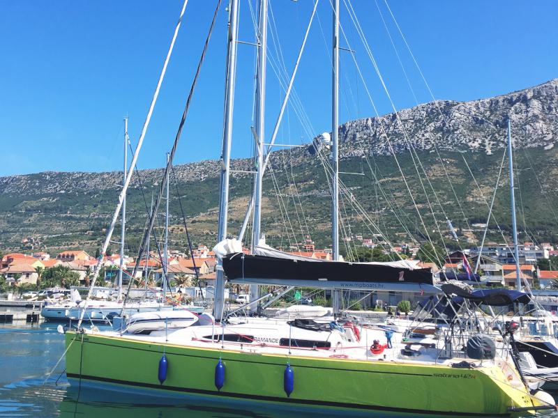 Book yachts online - sailboat - Salona 42 - Ramande - rent