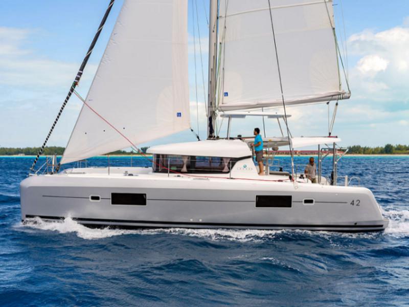 Book yachts online - catamaran - Lagoon 42 - Aria - rent