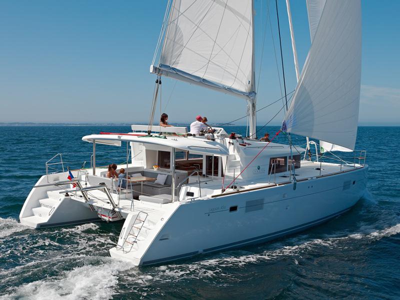 Book yachts online - catamaran - Skippered Lagoon 450 F - Lag45001 - rent
