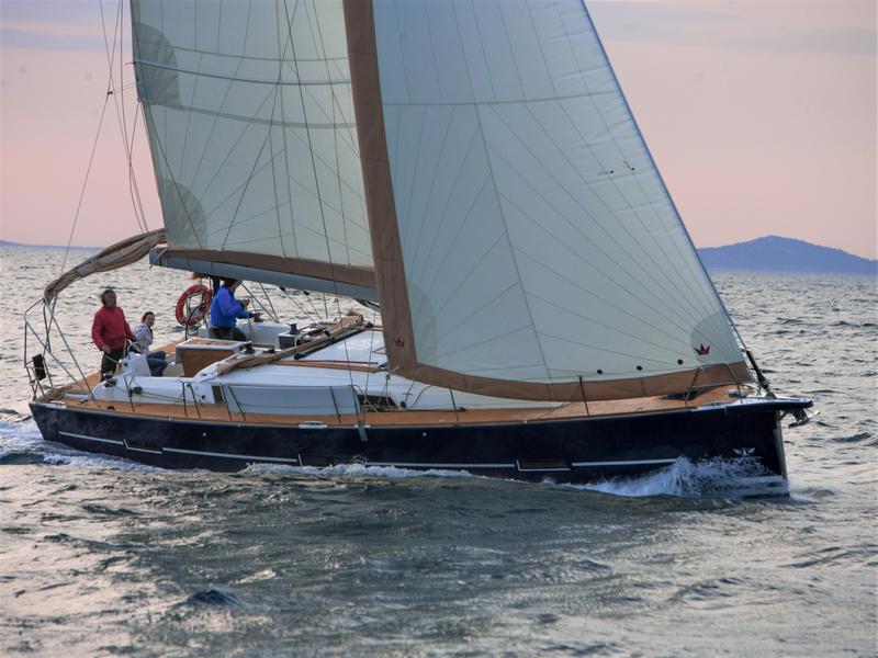 Book yachts online - sailboat - Dufour 460 Grand Large - SULACO (aircondition, generator, blue hull) - rent