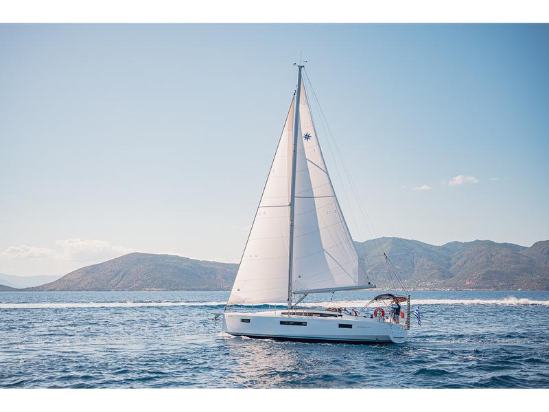 Book yachts online - sailboat - Sun Odyssey 410 - Irene - rent
