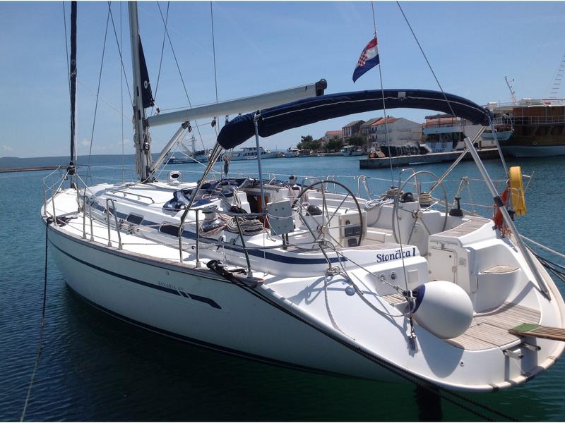 Book yachts online - sailboat - Bavaria 49 - Stončica I (Chartplotter in cockpit) - rent