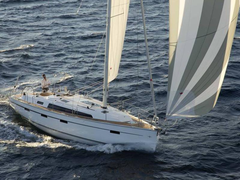 Book yachts online - sailboat - Bavaria Cruiser 41 - Amaluna - rent