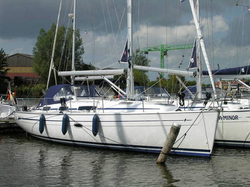 Book yachts online - sailboat - Bavaria 38 Cruiser - Matilde - rent