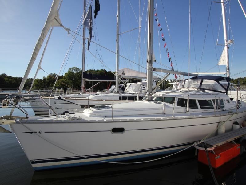 Book yachts online - sailboat - Sun Odyssey 40DS - Toucan - rent
