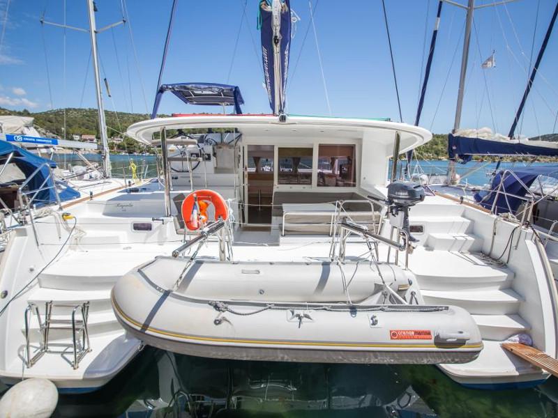 Book yachts online - catamaran - Lagoon 400 S2 - Rapala - rent