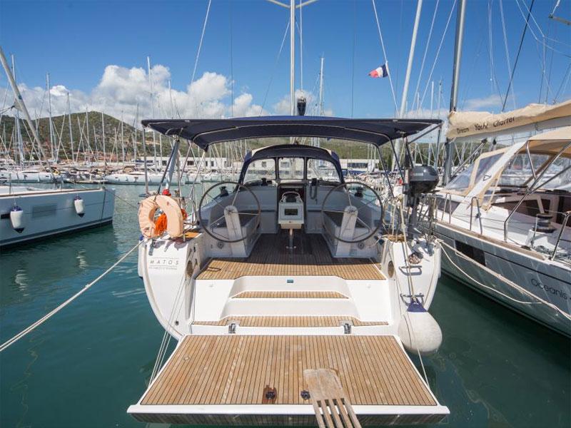 Book yachts online - sailboat - Bavaria Cruiser 46 - Matos - rent