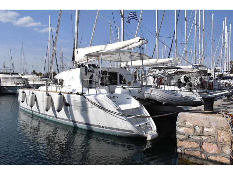 Book yachts online - catamaran - Lagoon 380 - Semele - rent