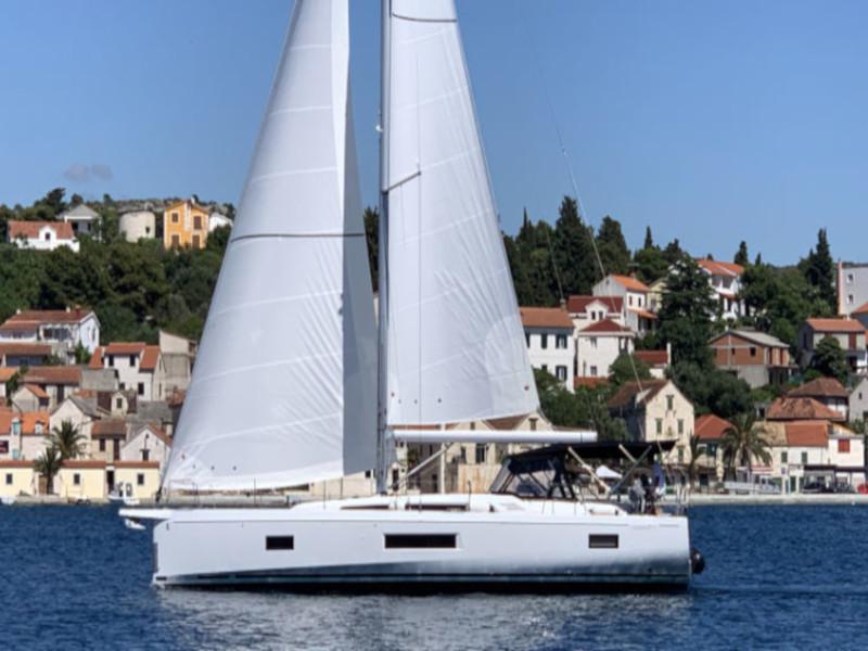 Book yachts online - sailboat - Oceanis 51.1 - Cloudy Bay - rent