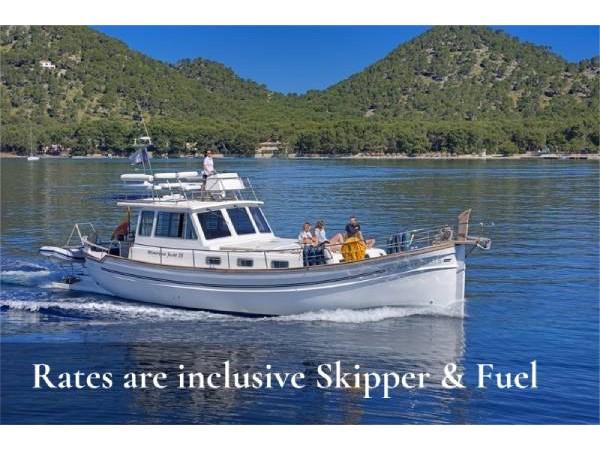 Book yachts online - motorboat - Menorquin 150 - Buccara IX - rent
