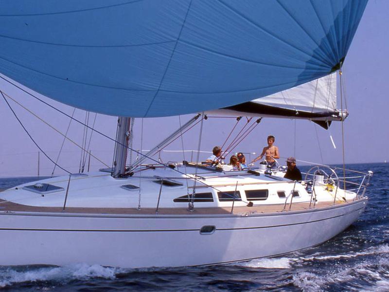 Book yachts online - sailboat - Sun Odyssey 43 - Tatanos - rent