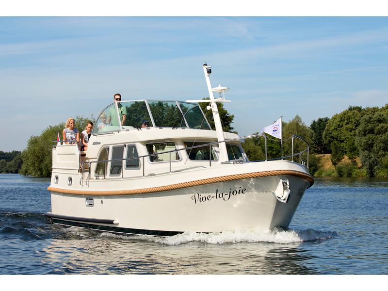Book yachts online - motorboat - Linssen Grand Sturdy 35 AC - Sita - rent
