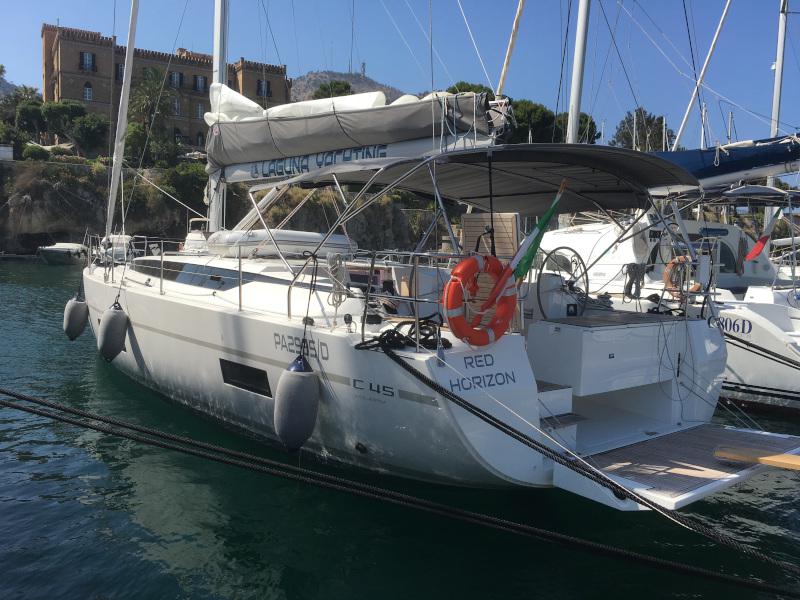 Book yachts online - sailboat - Bavaria C45 - Red Horizon - rent