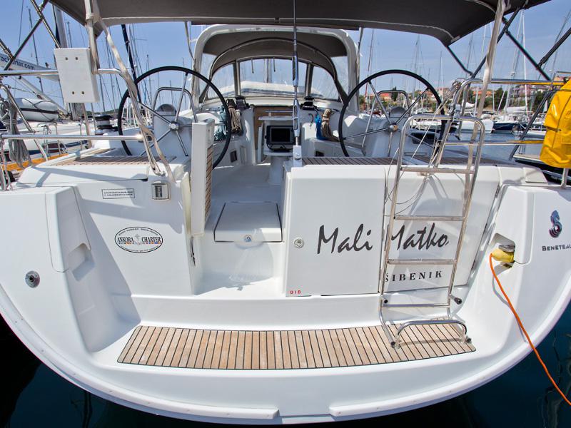 Book yachts online - sailboat - Oceanis 50 Family - MALI MATKO - rent