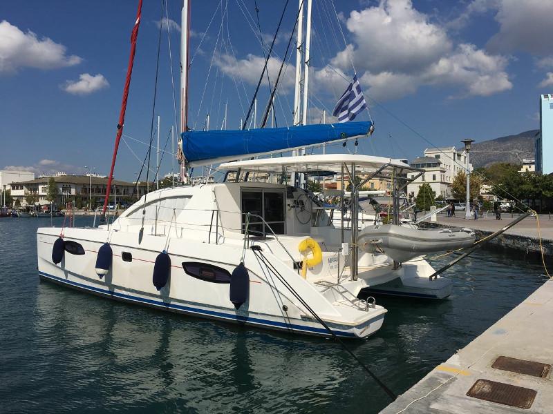 Book yachts online - catamaran - Leopard 384 - Miriam - rent