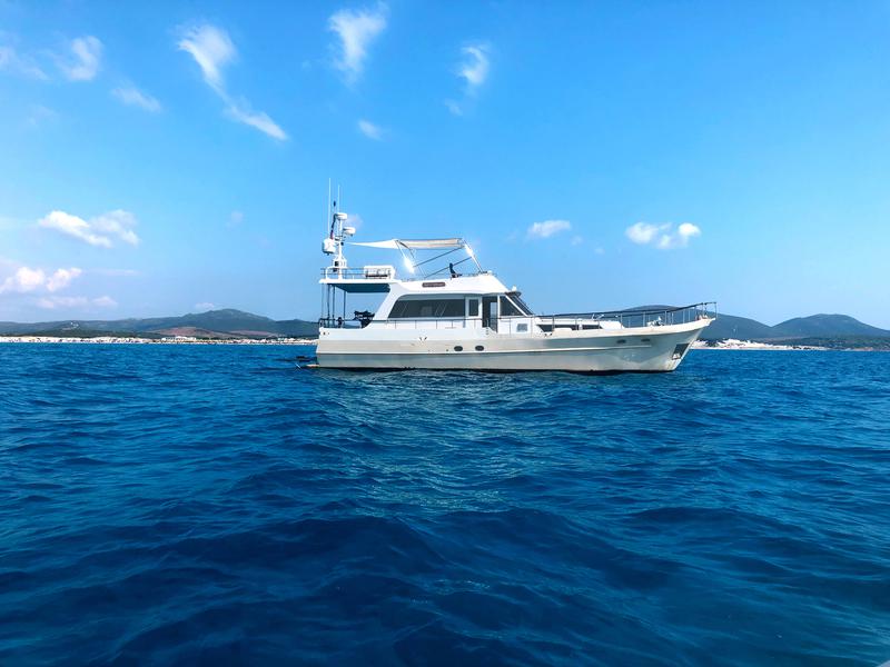 Book yachts online - motorboat - Waverunner 55 - Dreamaway - rent