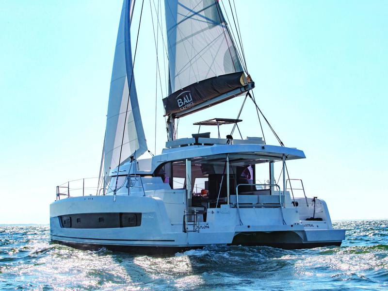 Book yachts online - catamaran - Bali Catspace TEAM FACTORY - Team Factory - rent