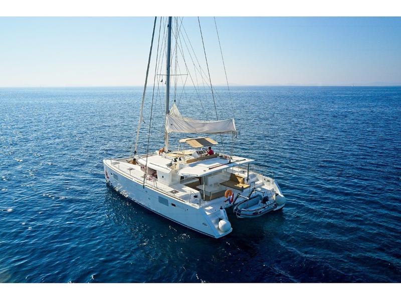 Book yachts online - catamaran - Lagoon 450 - MH 33 - rent