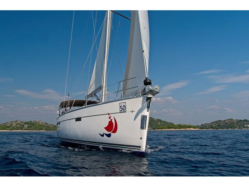 Book yachts online - sailboat - Bavaria 46 CN - MH 52 - rent