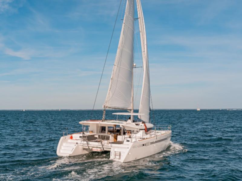 Book yachts online - catamaran - Lagoon 450 Sport - Lagoon 45 - rent