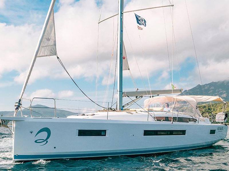 Book yachts online - sailboat - Sun Odyssey 490 - Aurora - rent