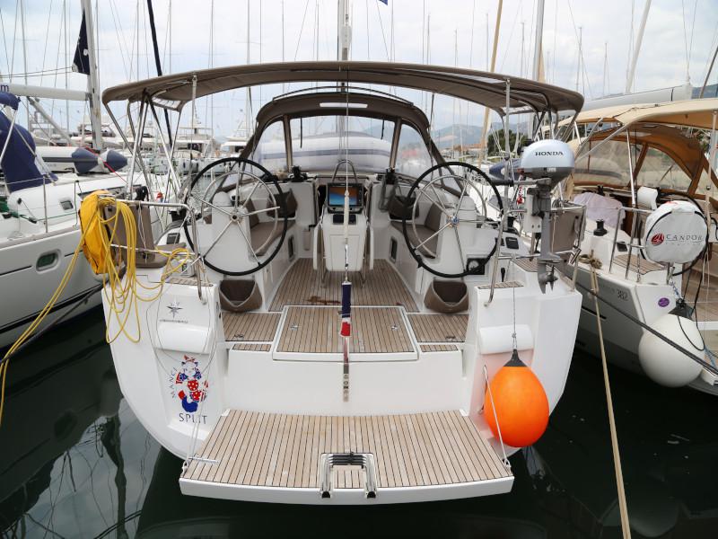 Book yachts online - sailboat - Sun Odyssey 479 - Manci - rent