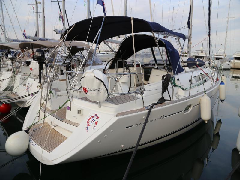 Book yachts online - sailboat - Sun Odyssey 45 - Emily  - rent