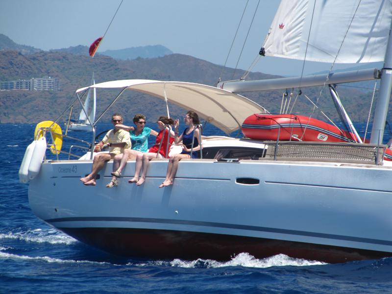 Book yachts online - sailboat - Oceanis 43 - Bliss - rent