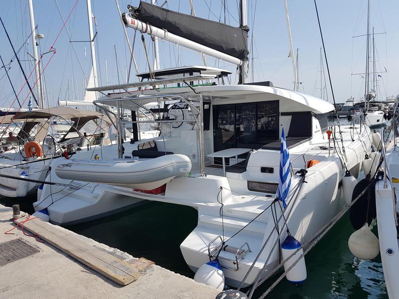 Book yachts online - catamaran - Lagoon 42 - SY_2065 - rent
