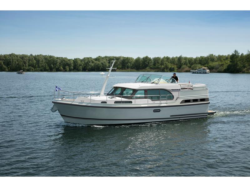 Book yachts online - motorboat - Linssen Grand Sturdy 40.0 AC - Helena II - rent