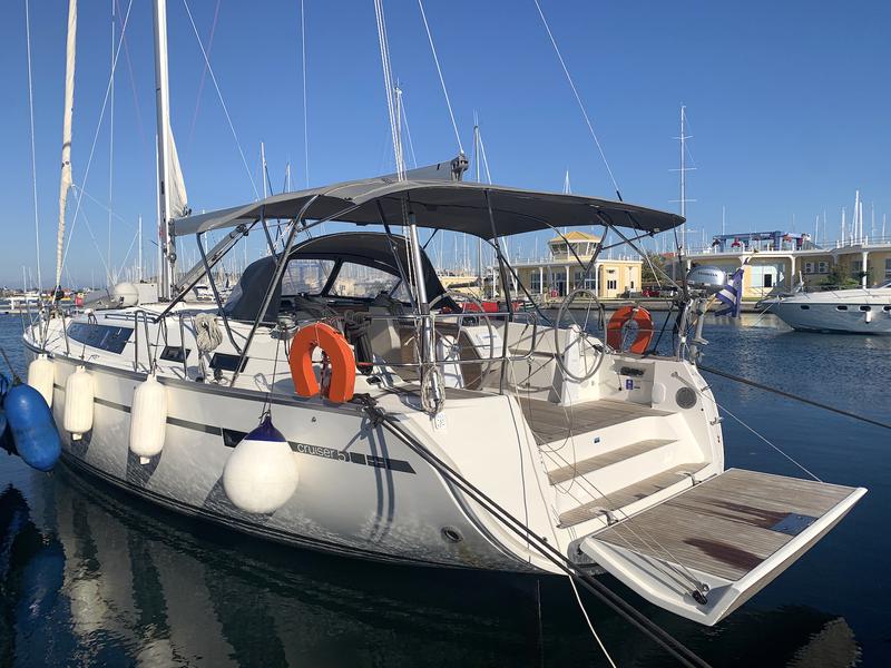 Book yachts online - sailboat - Bavaria Cruiser 51 - Alice - rent