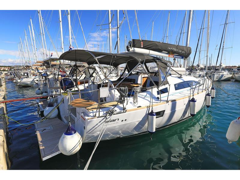Book yachts online - sailboat - Elan 45.1 Impression 3 cabins 2 heads - Ianira - rent