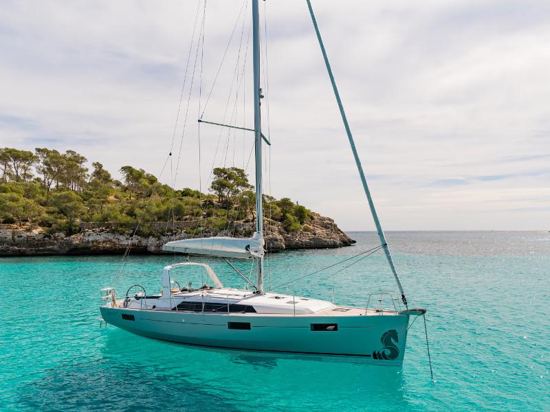 Book yachts online - sailboat - Oceanis 41.1 - SILVER ANGEL - rent
