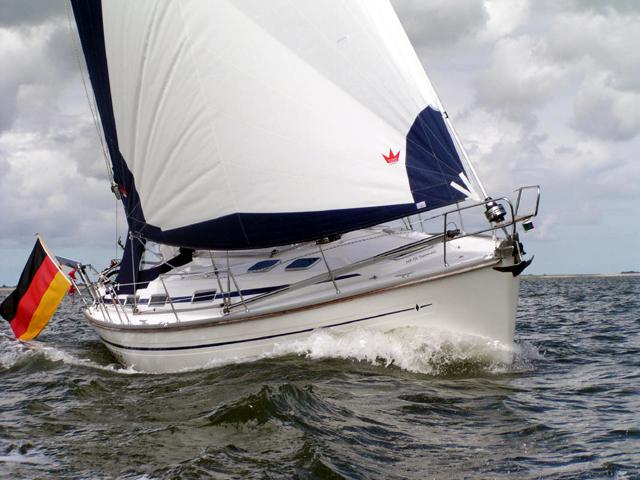 Book yachts online - sailboat - Bavaria Cruiser 40 - Zelma - rent