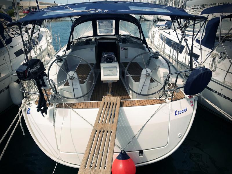 Book yachts online - sailboat - Bavaria Cruiser 37 - Levant - rent