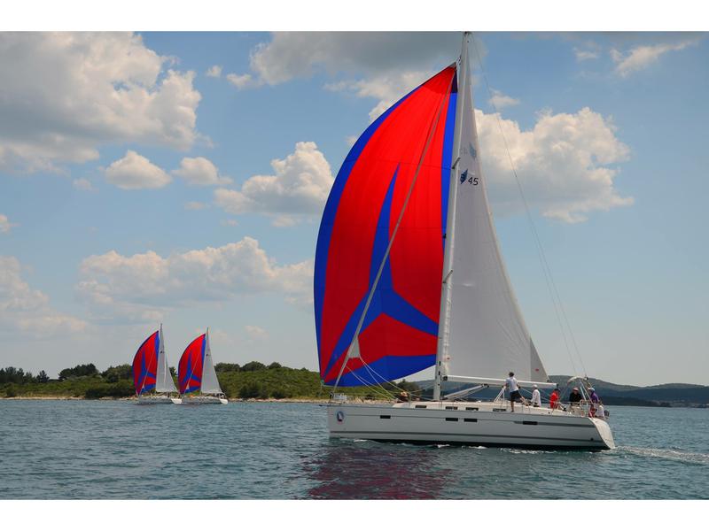 Book yachts online - sailboat - Bavaria Cruiser 45 - Opuh - rent