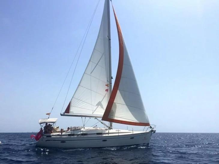Book yachts online - sailboat - Bavaria 39 Cruiser - Anuschka - rent