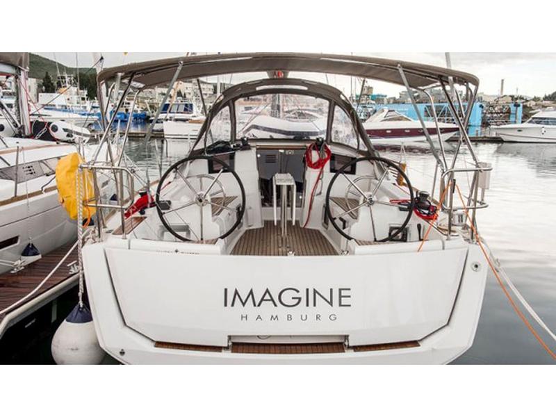 Book yachts online - sailboat - Sun Odyssey 389 JP - IMAGINE - rent