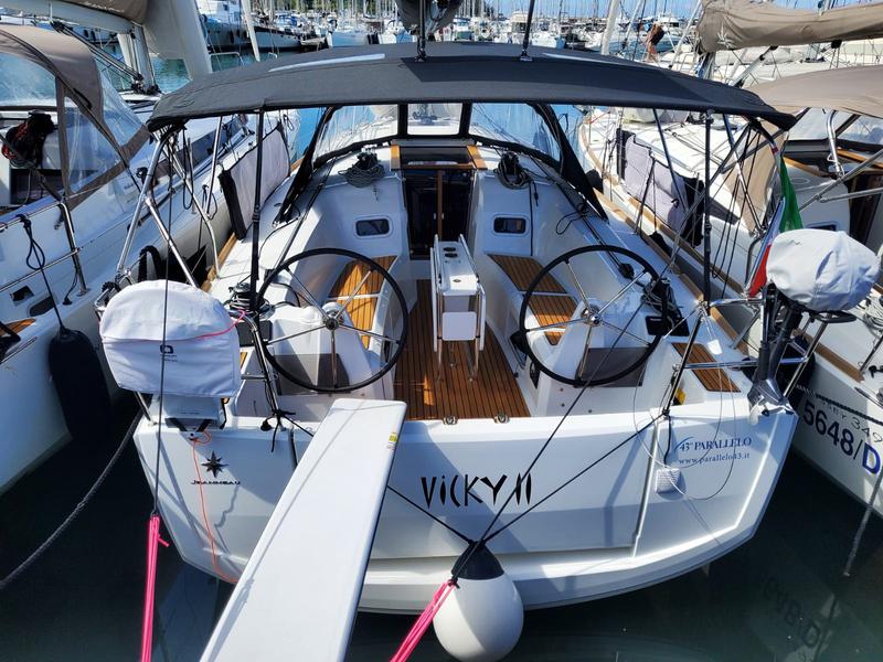 Book yachts online - sailboat - Sun Odyssey 349 - 2 cabins - Vicky II - rent