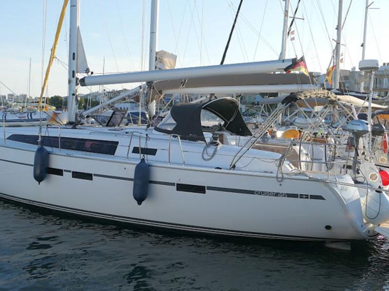 Book yachts online - sailboat - Bavaria Cruiser 46 - Amelva - rent
