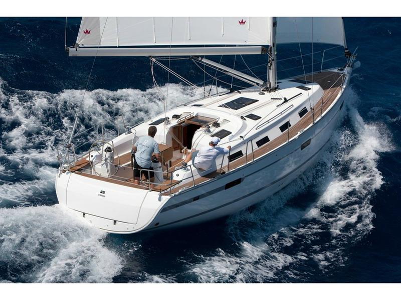 Book yachts online - sailboat - Bavaria Cruiser 40 - B40-2 - rent