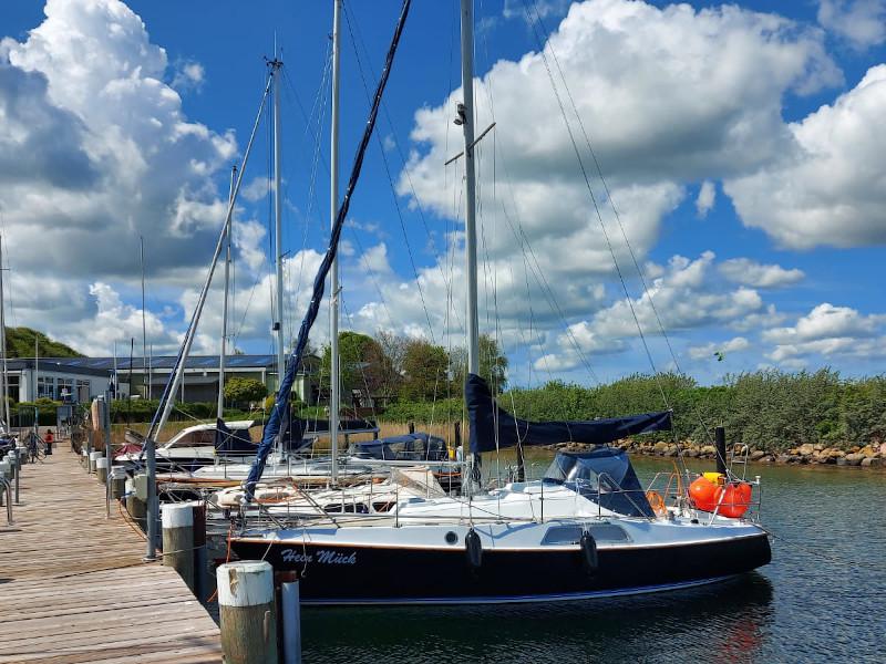 Book yachts online - sailboat - Amethyst 27 - Hein Mück - rent